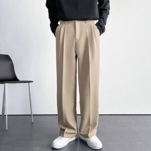 Men’s Relaxed Fit Trouser in Beige for Ultimate Comfort
